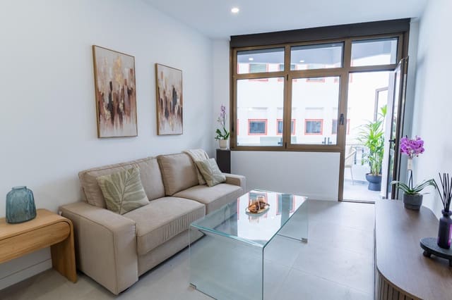 2 makuuhuone Asunto myytävänä paikassa Santa Catalina - Canteras, Las Palmas de Gran Canaria - 390 000 € (Ref: 9029584)