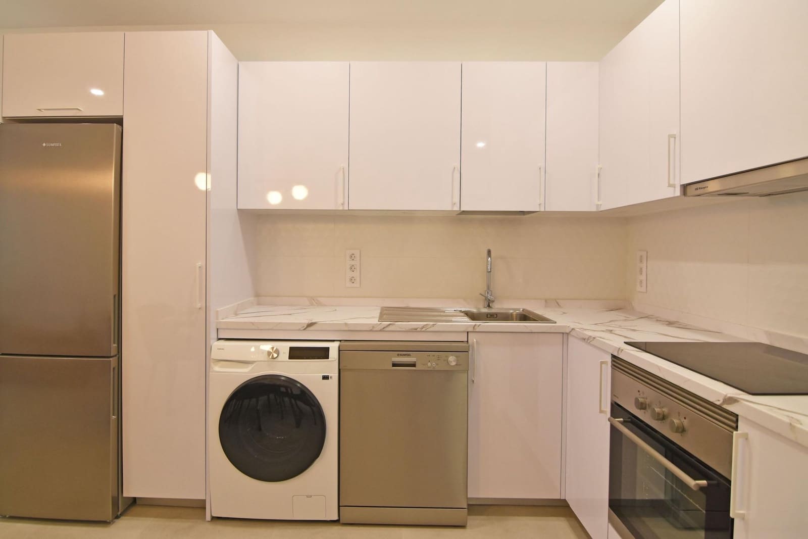 2 soveværelse Lejlighed til salg i Las Palmas de Gran Canaria - € 390.000 (Ref: 9029585)