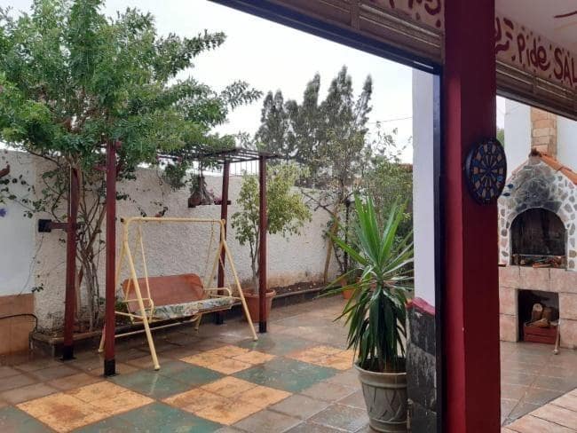 8 chambre Villa/Maison à vendre à Santa Lucia de Tirajana avec garage - 398 500 € (Ref: 9176484)