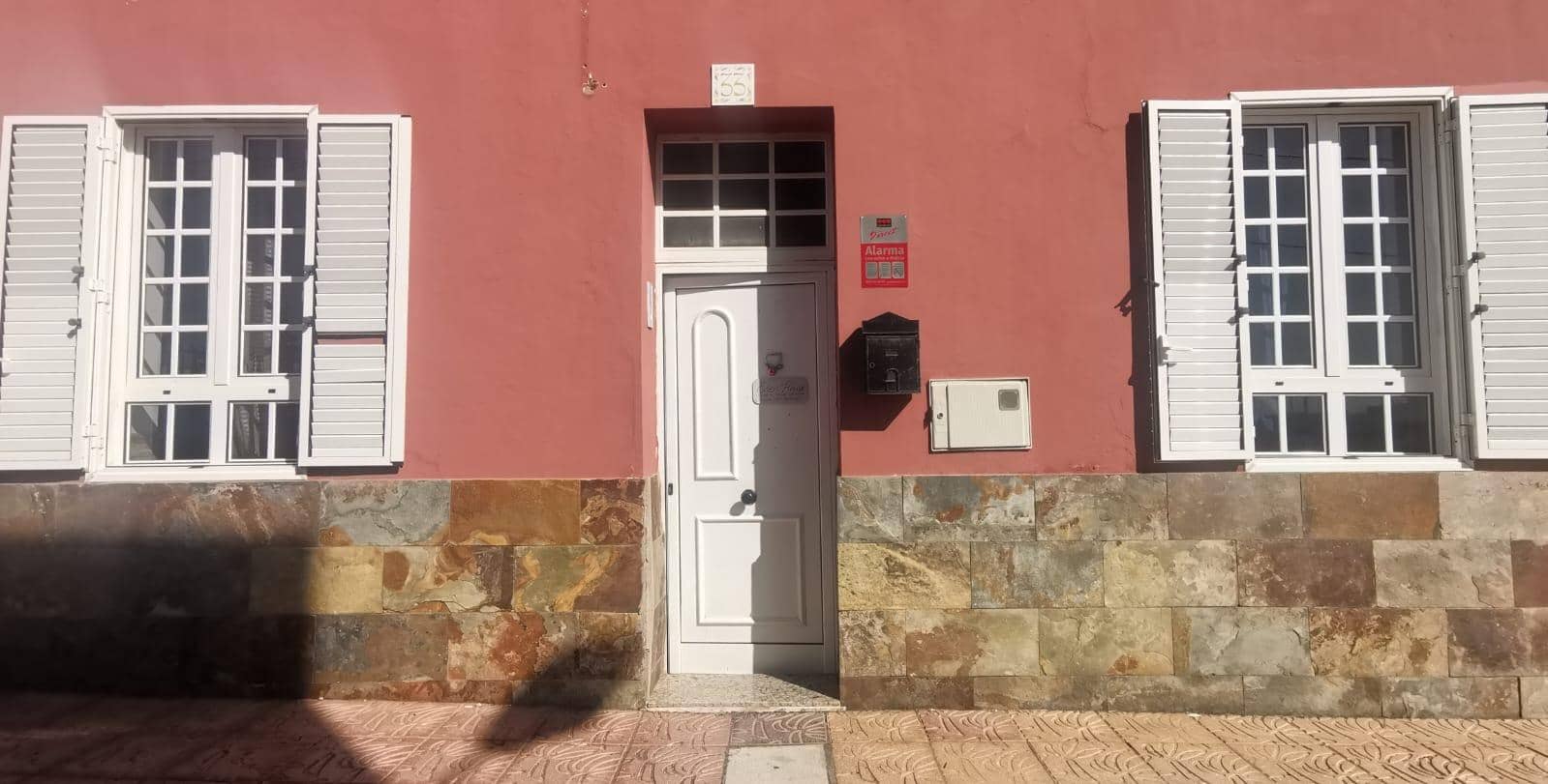 8 chambre Villa/Maison à vendre à Santa Lucia de Tirajana avec garage - 398 500 € (Ref: 9176484)