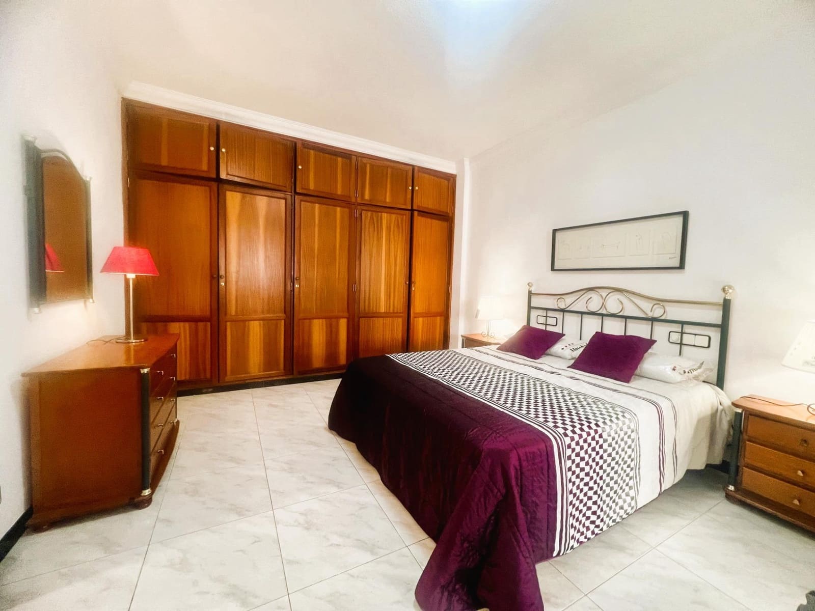 2 soveværelse Lejlighed til leje i Las Palmas de Gran Canaria med garage - € 1.100 (Ref: 9276367)