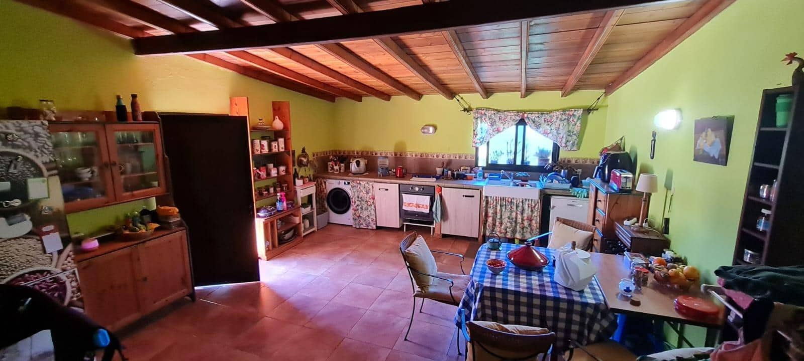 2 soveværelse Finca/Landehus til salg i Moya med garage - € 185.000 (Ref: 9285248)