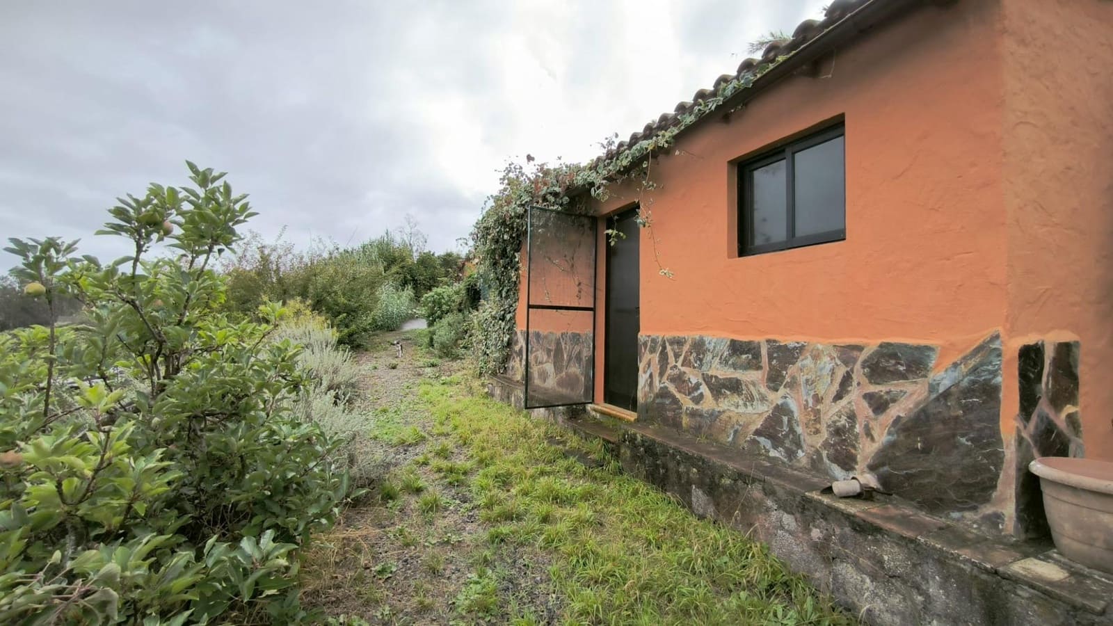 2 soveværelse Finca/Landehus til salg i Moya med garage - € 185.000 (Ref: 9285248)