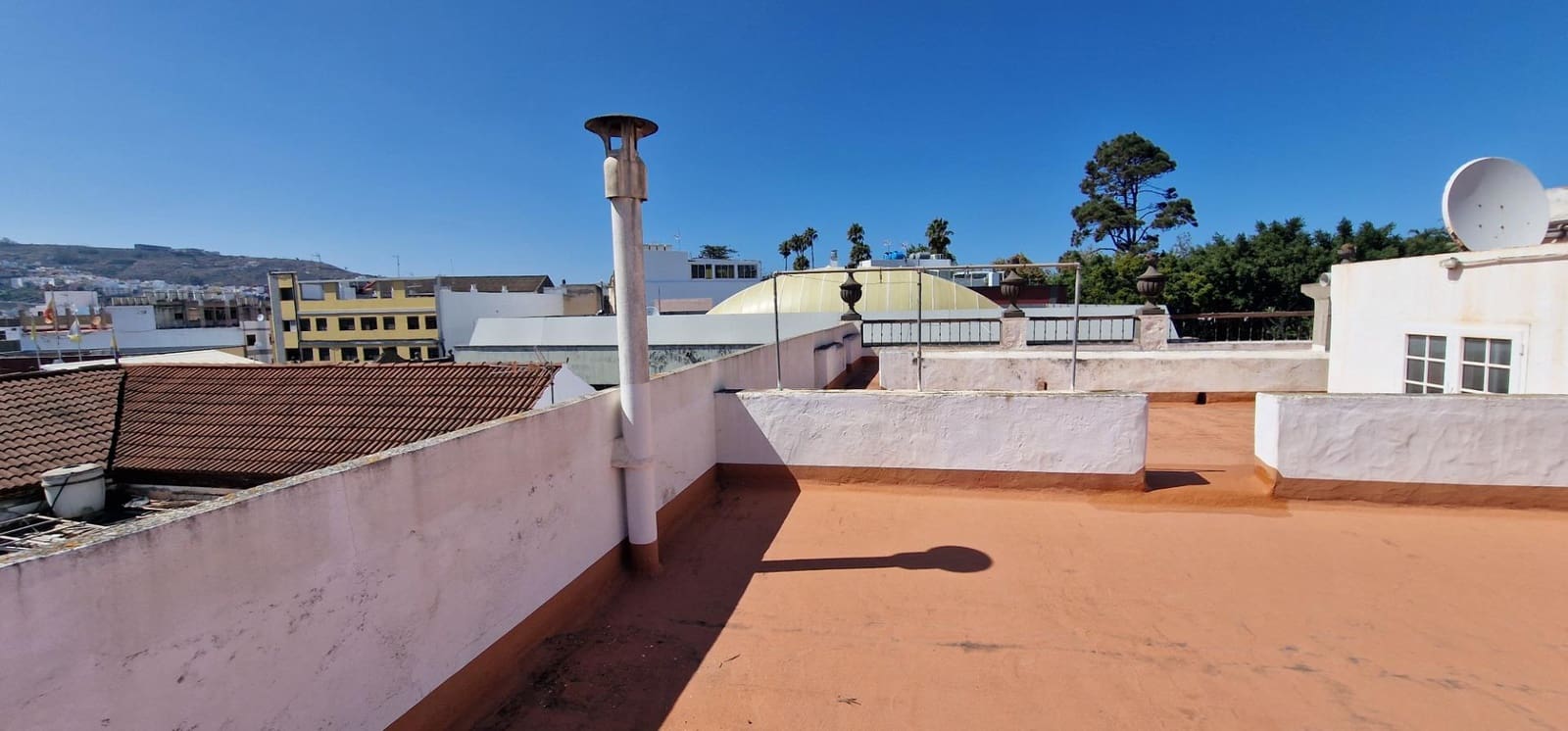 7 bedroom Villa for sale in Arucas with garage - € 550,000 (Ref: 9296922)