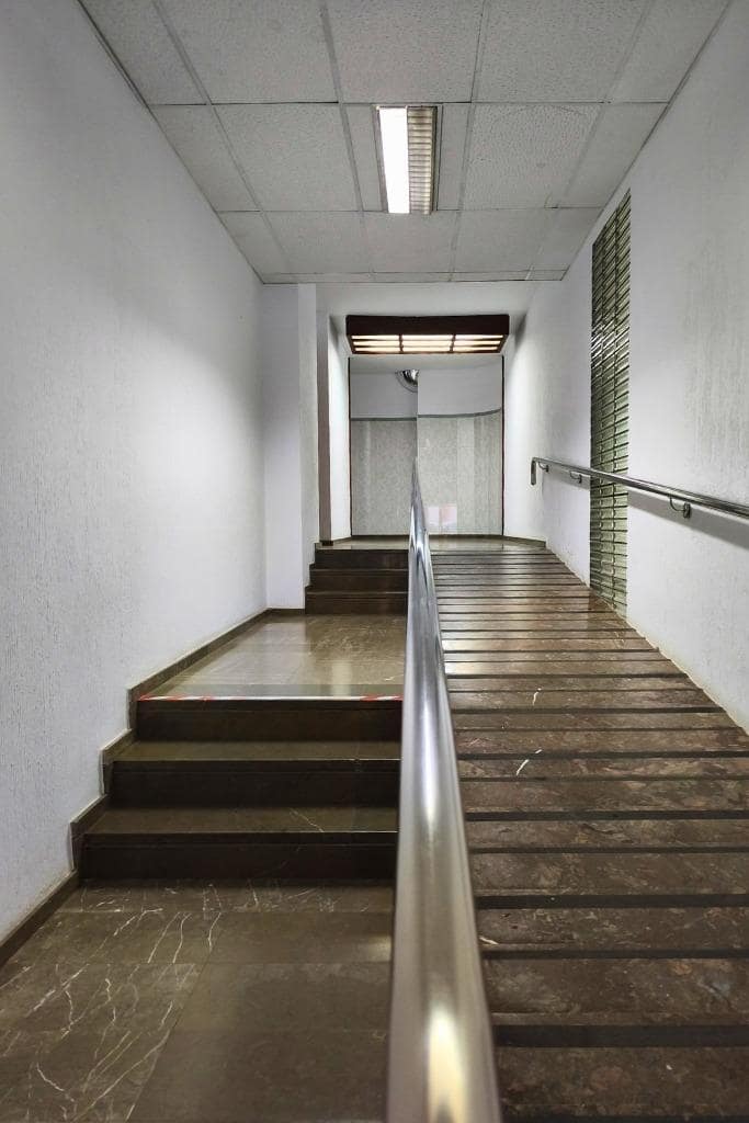 4 sovrum Lägenhet till salu i Las Palmas de Gran Canaria med garage - 398 000 € (Ref: 9303571)