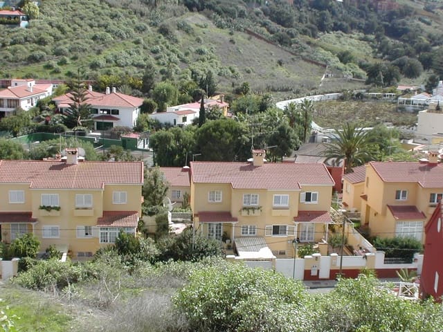 Byggetomt til salgs i Santa Brígida - € 190 000 (Ref: 9321933)