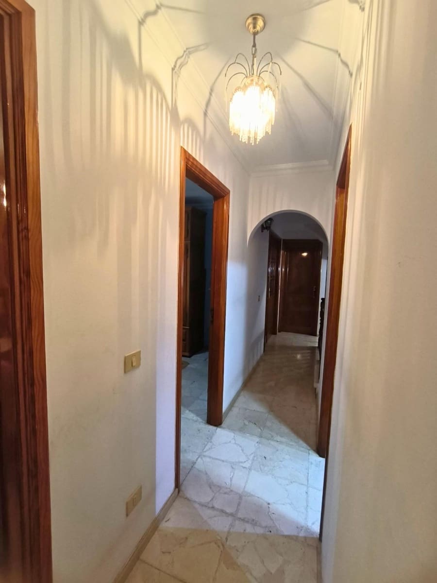 6 slaapkamer Villa te koop in Telde met garage - € 460.000 (Ref: 9349599)