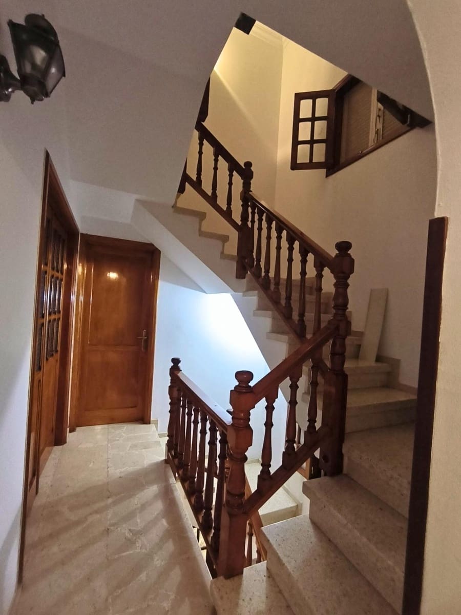 6 slaapkamer Villa te koop in Telde met garage - € 460.000 (Ref: 9349599)