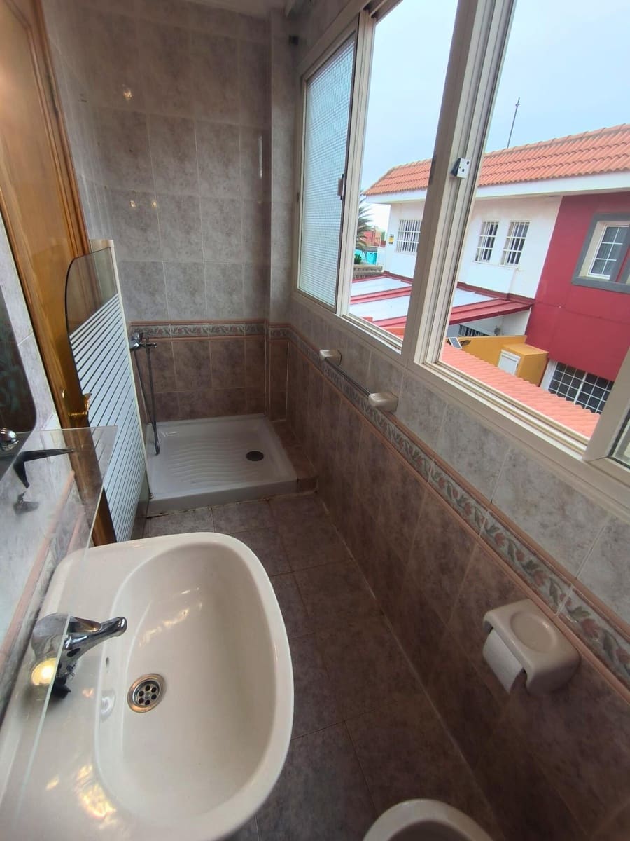 6 slaapkamer Villa te koop in Telde met garage - € 460.000 (Ref: 9349599)