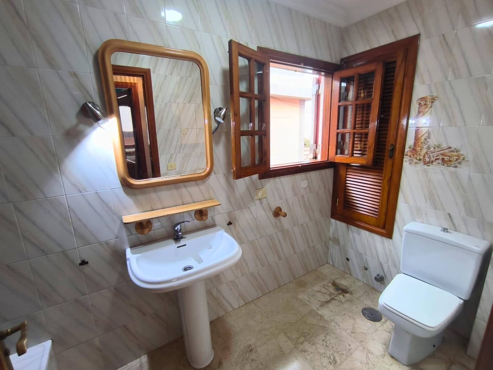 6 slaapkamer Villa te koop in Telde met garage - € 460.000 (Ref: 9349599)