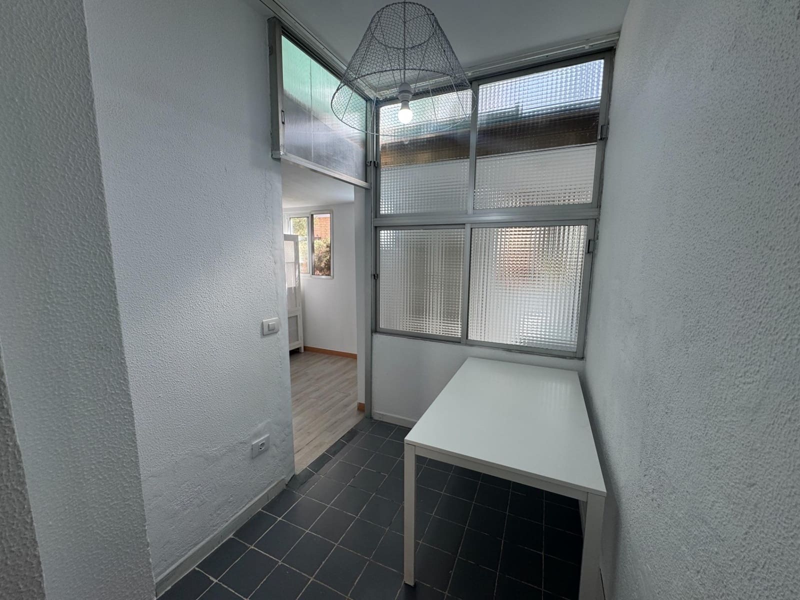 2 bedroom Apartment for rent in Las Palmas de Gran Canaria - € 1,200 (Ref: 9382984)