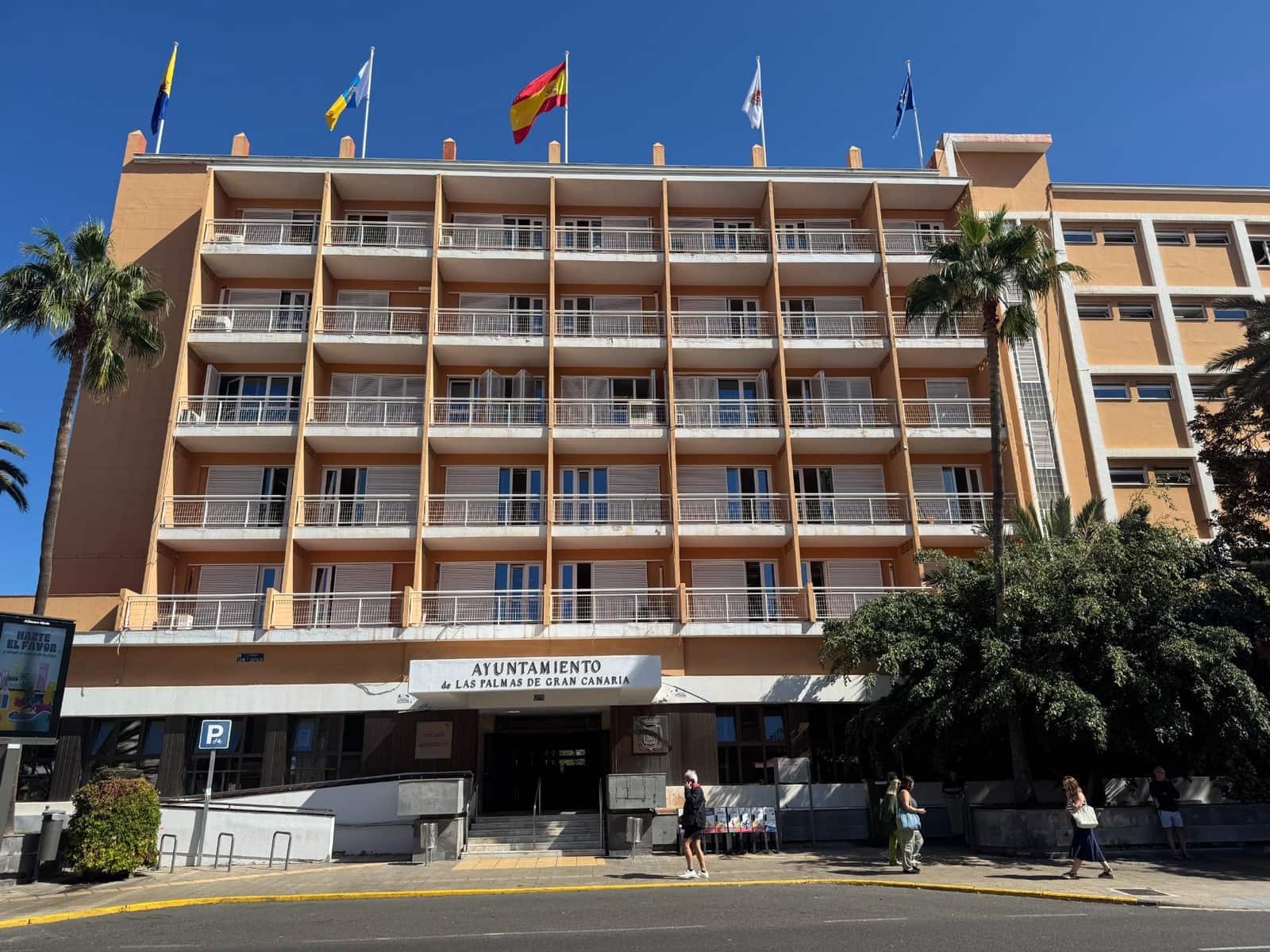 2 bedroom Apartment for rent in Las Palmas de Gran Canaria - € 1,200 (Ref: 9382984)