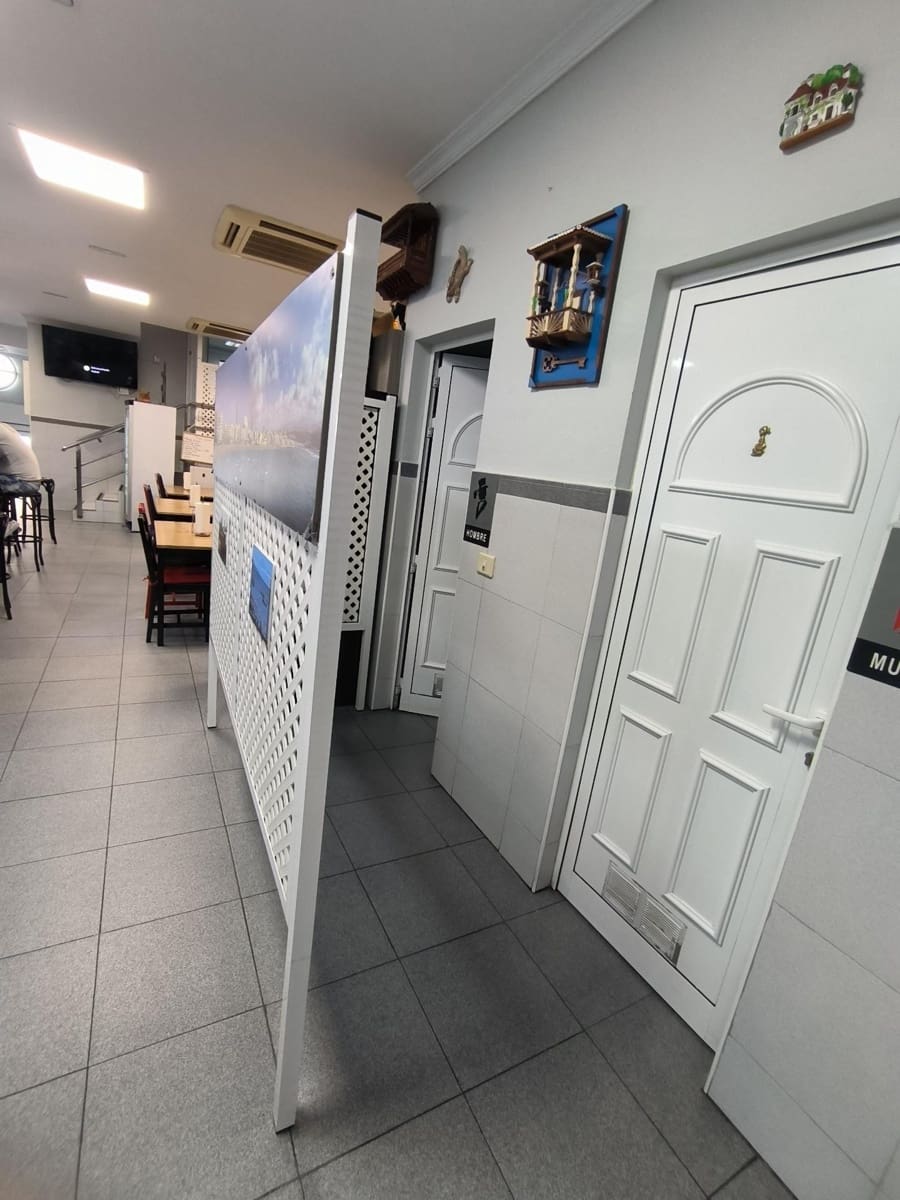 Erhverv til salg i Las Palmas de Gran Canaria - € 18.000 (Ref: 9415987)