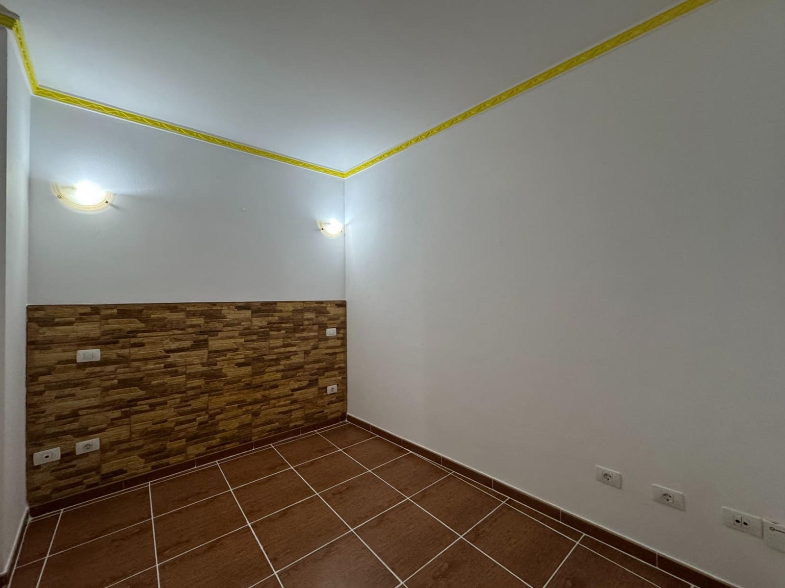 2 slaapkamer Flat te koop in Las Palmas de Gran Canaria met garage - € 170.000 (Ref: 9472992)