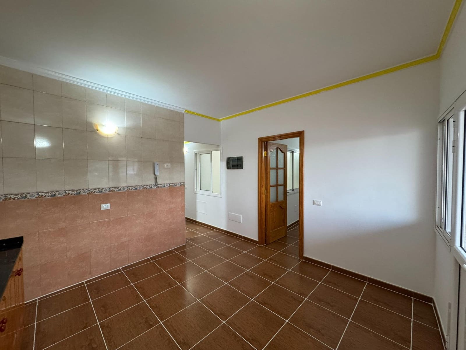 2 slaapkamer Flat te koop in Las Palmas de Gran Canaria met garage - € 170.000 (Ref: 9472992)