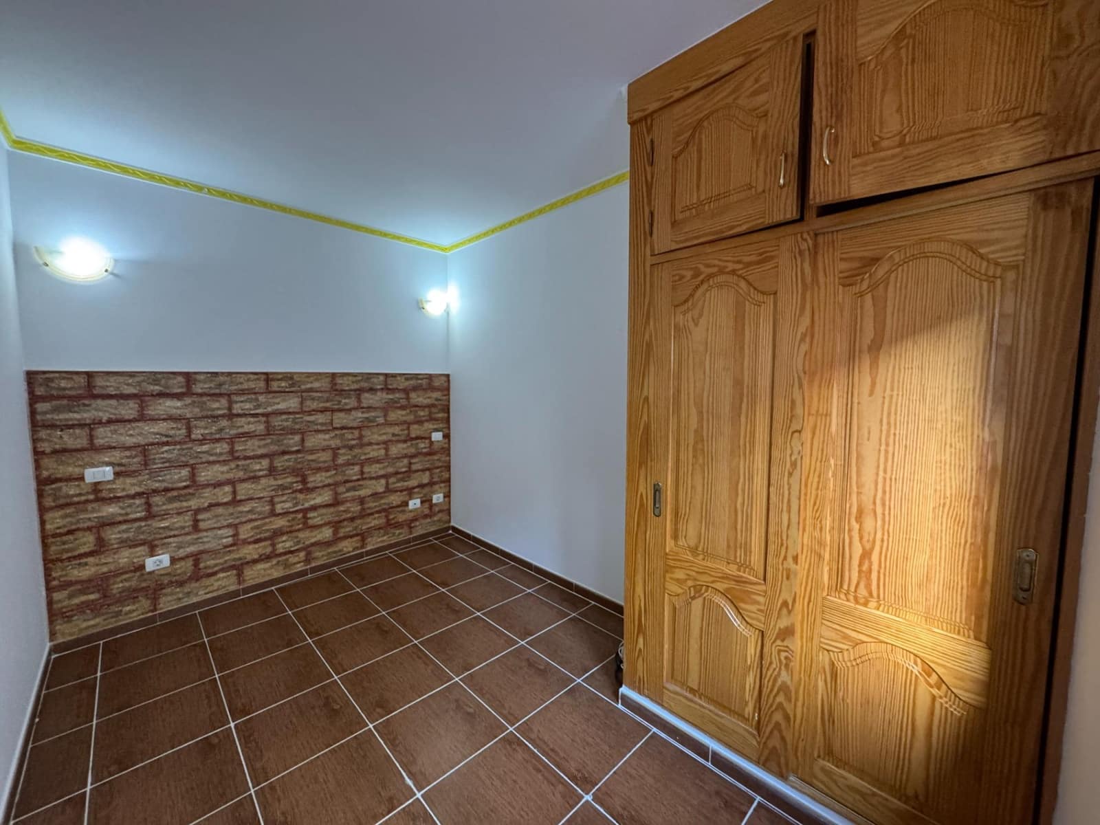 2 slaapkamer Flat te koop in Las Palmas de Gran Canaria met garage - € 170.000 (Ref: 9472992)