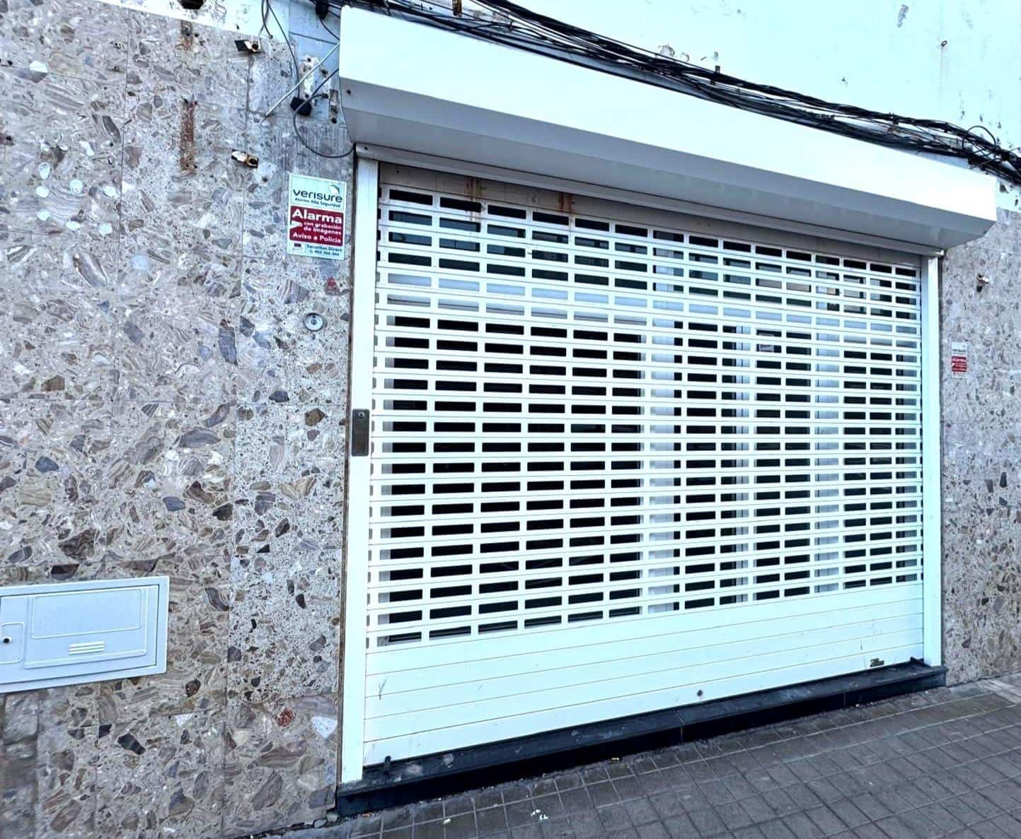 Commercial for sale in Las Palmas de Gran Canaria - € 87,000 (Ref: 9474226)