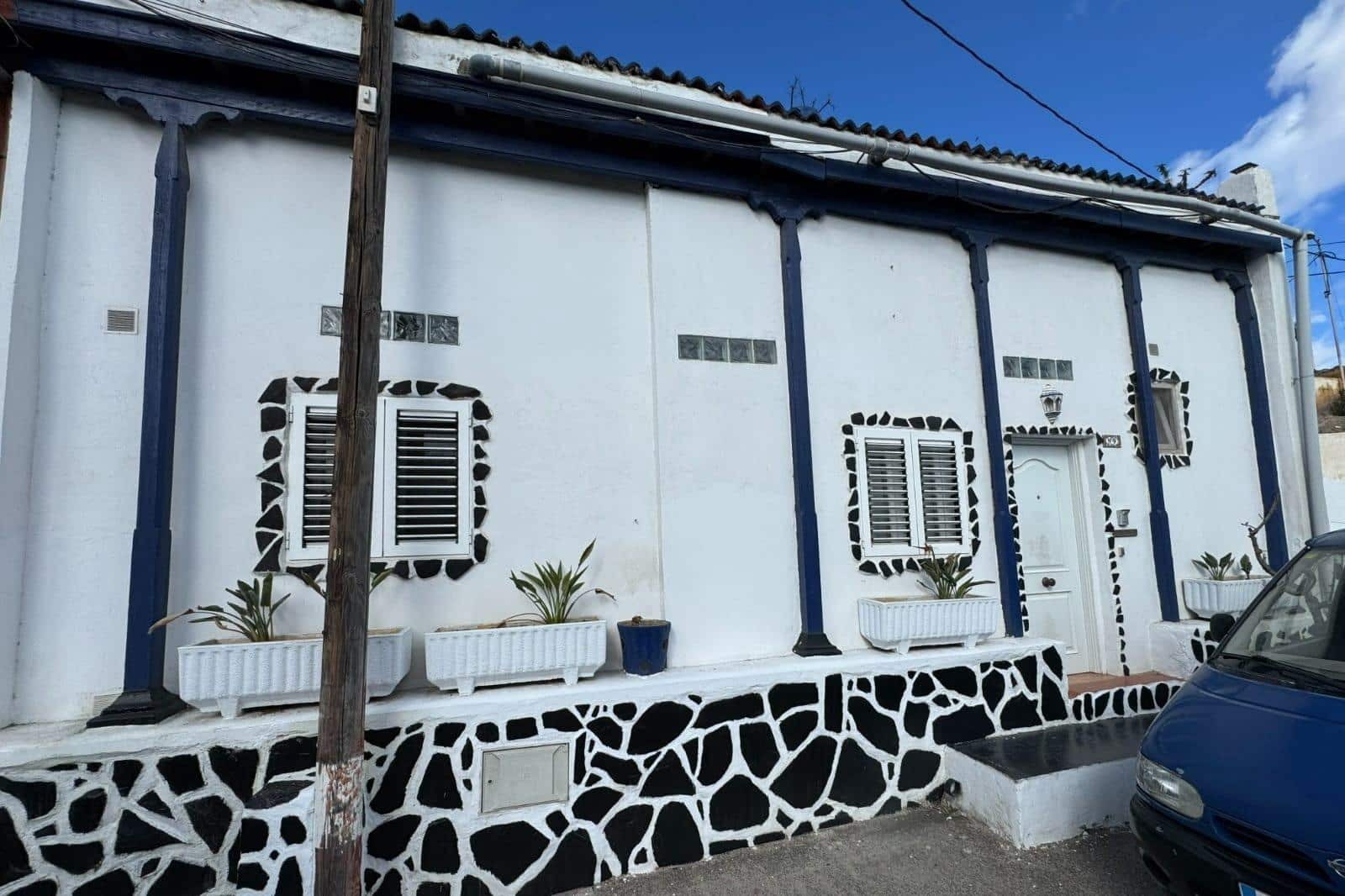 3 bedroom Finca/Country House for sale in Telde - € 120,000 (Ref: 9485302)