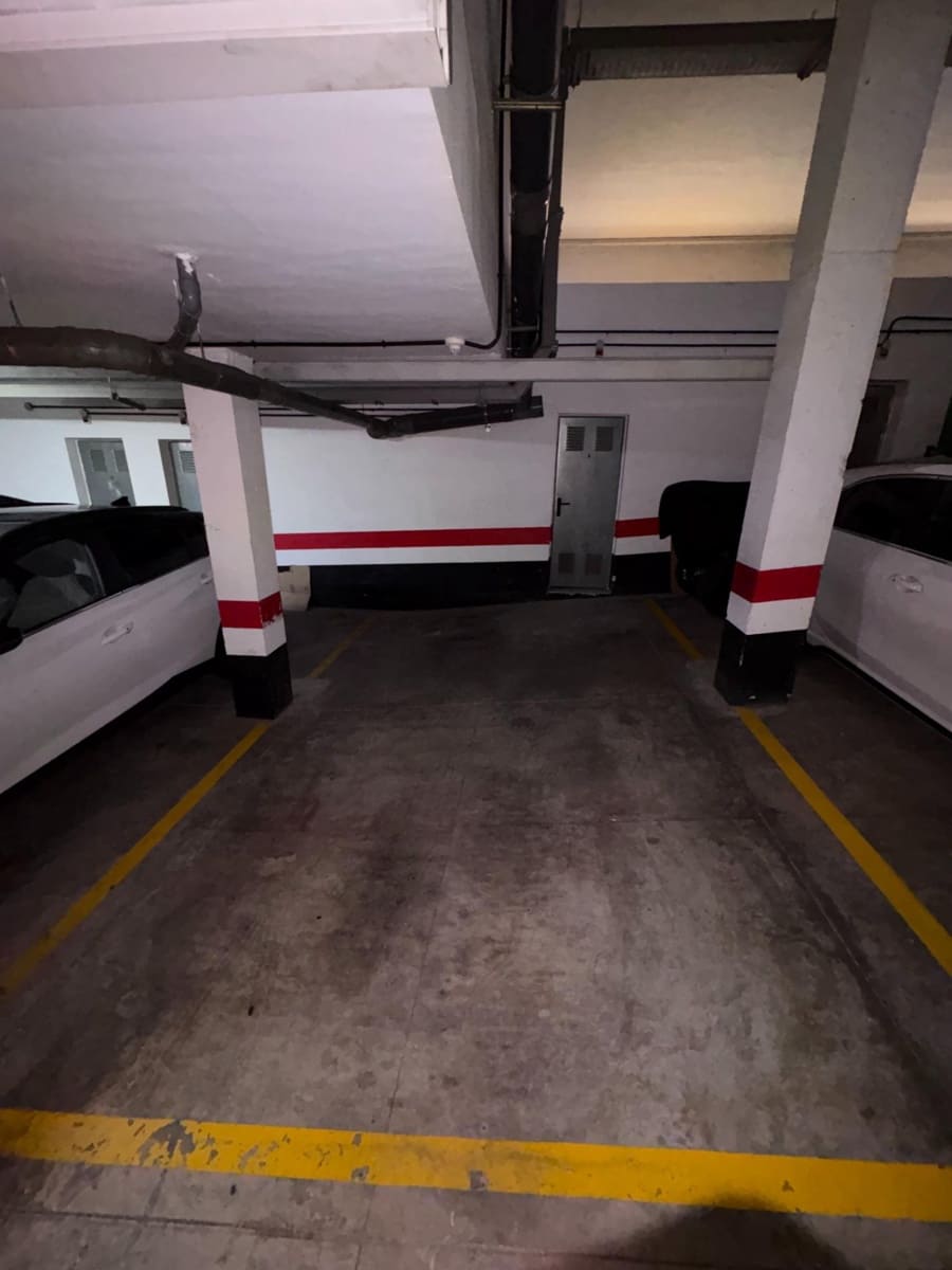 3 bedroom Flat for rent in Arucas with garage - € 850 (Ref: 9533811)