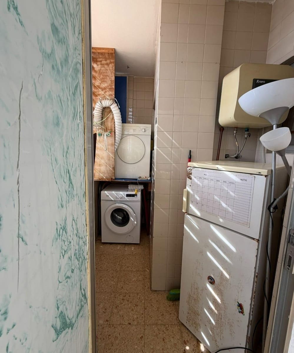 3 slaapkamer Flat te koop in Las Palmas de Gran Canaria - € 149.500 (Ref: 9533812)