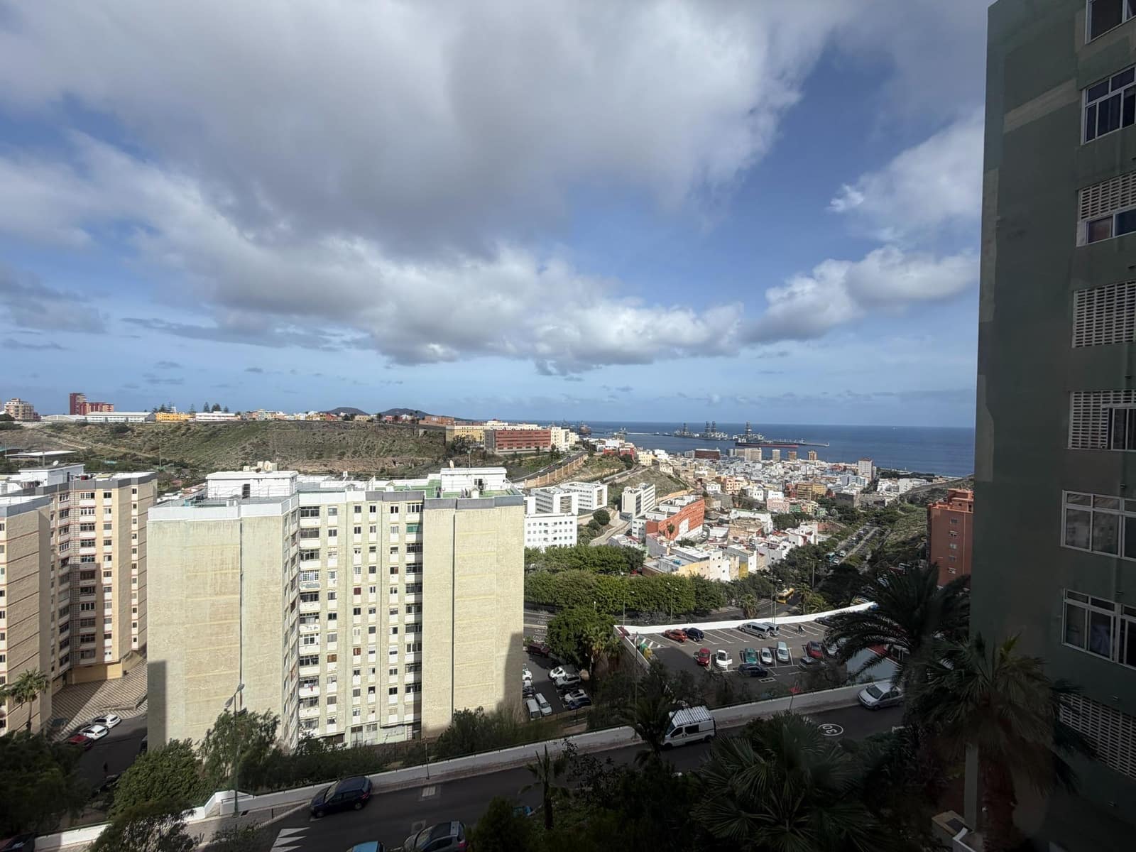 3 slaapkamer Flat te koop in Las Palmas de Gran Canaria - € 149.500 (Ref: 9533812)