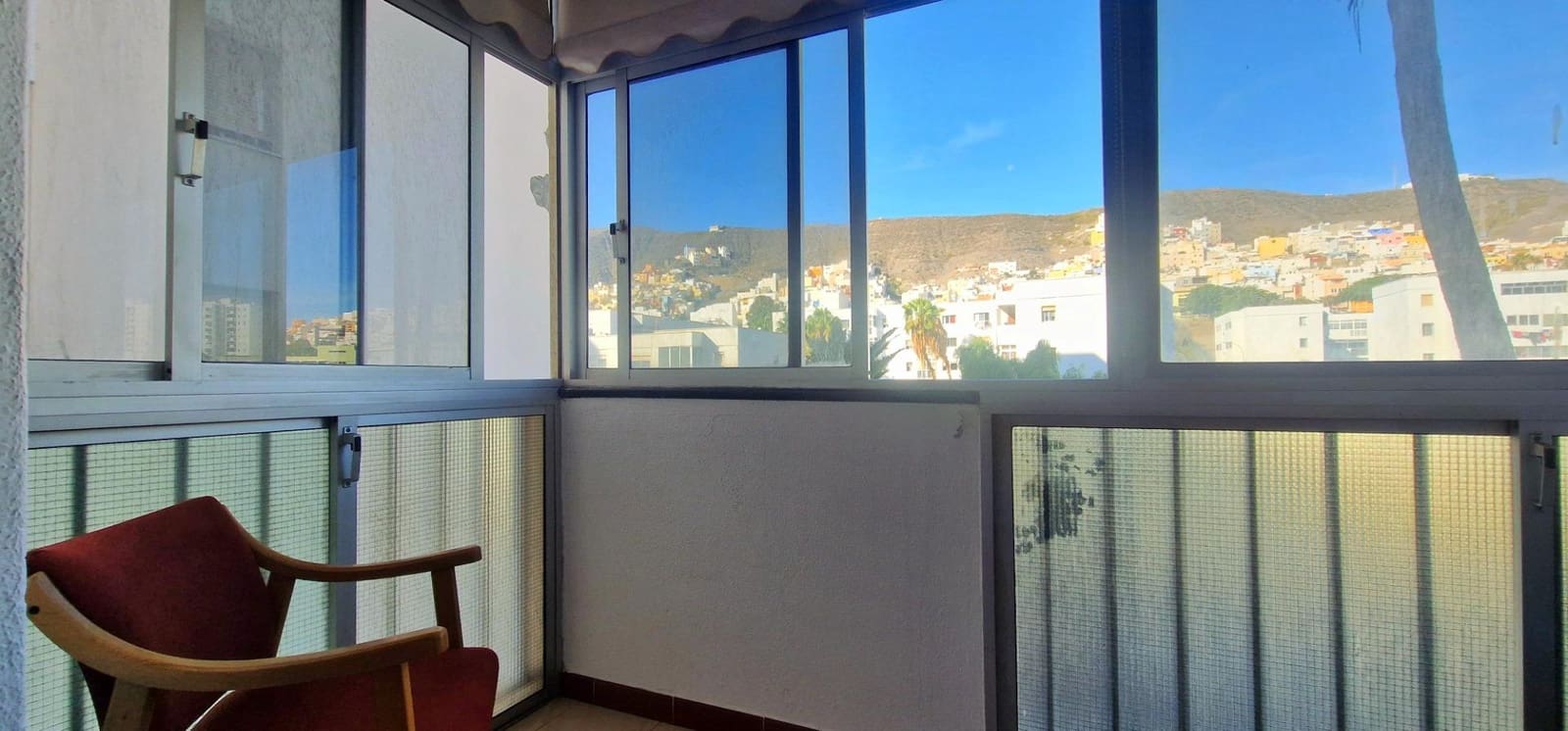 3 makuuhuone Asunto myytävänä paikassa Las Palmas de Gran Canaria - 140 000 € (Ref: 9541158)