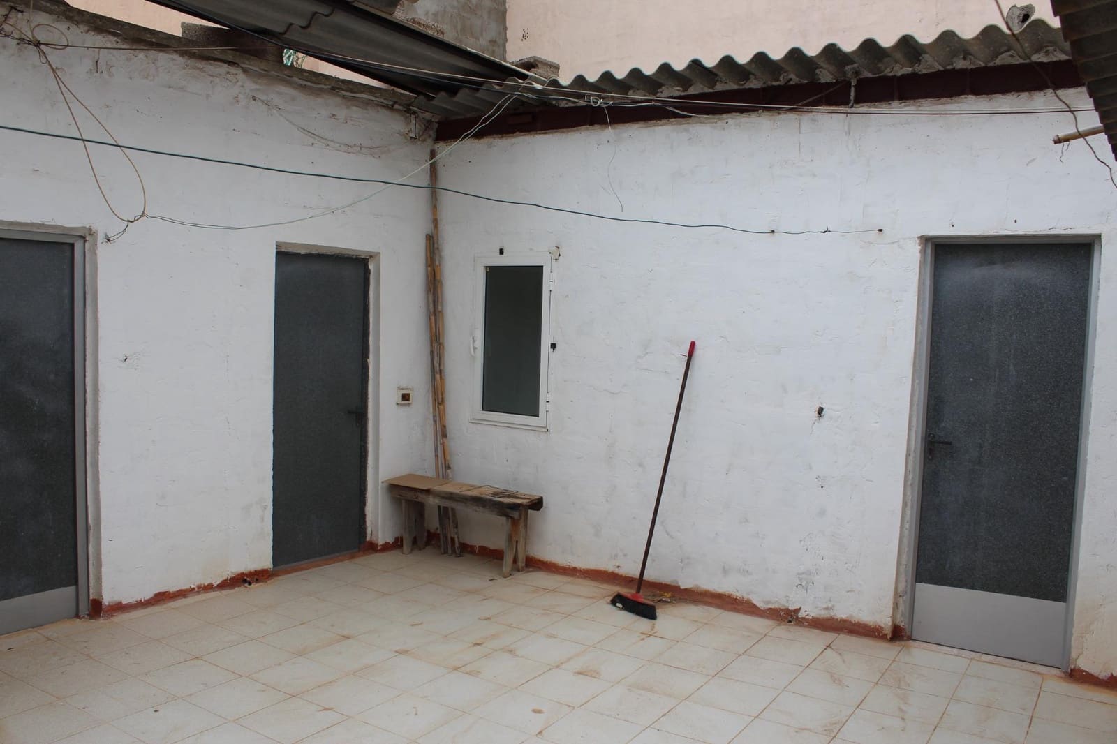 Adosado de 8 habitaciones en Santa María de Guía de Gran Canaria en venta con garaje - 205.000 € (Ref: 9555911)