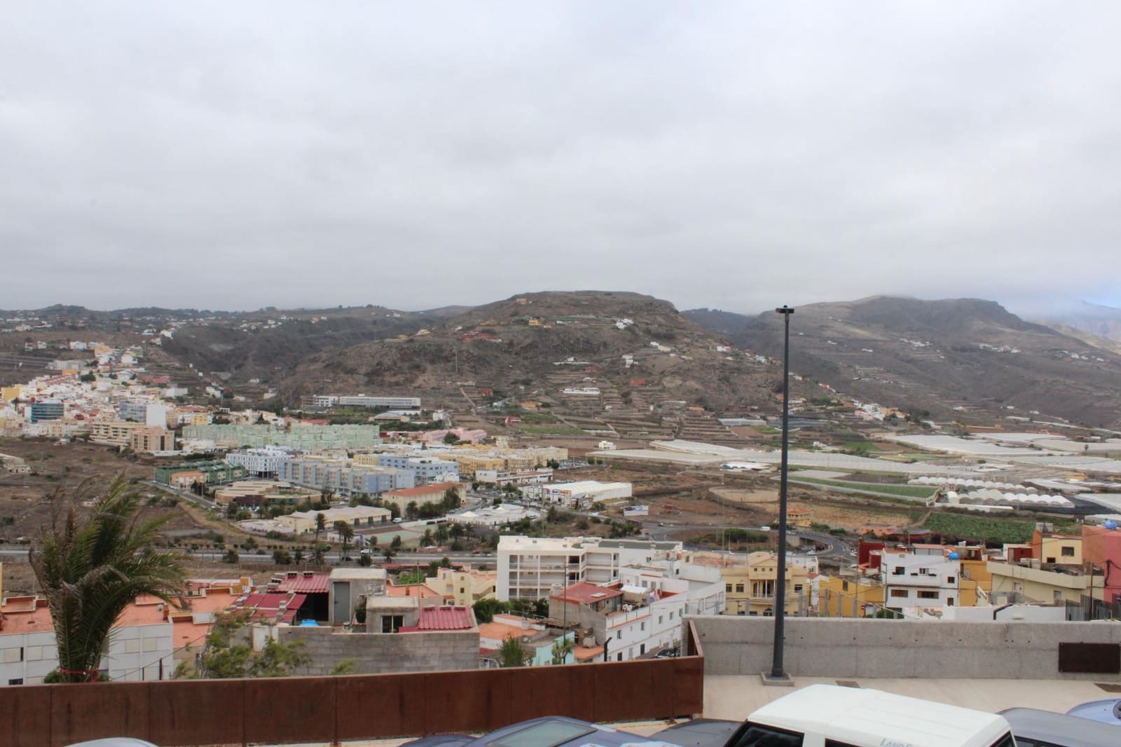 Adosado de 8 habitaciones en Santa María de Guía de Gran Canaria en venta con garaje - 205.000 € (Ref: 9555911)