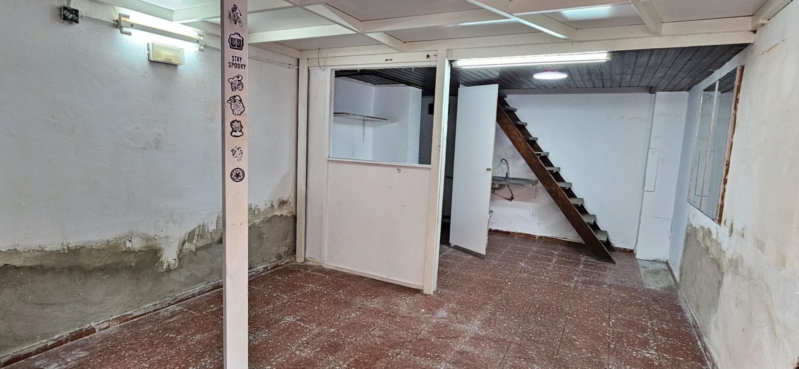 Erhverv til salg i Las Palmas de Gran Canaria - € 167.000 (Ref: 9555913)