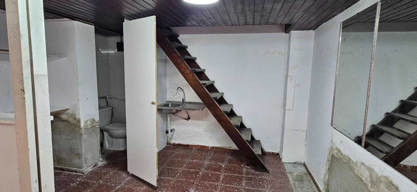 Erhverv til salg i Las Palmas de Gran Canaria - € 167.000 (Ref: 9555913)