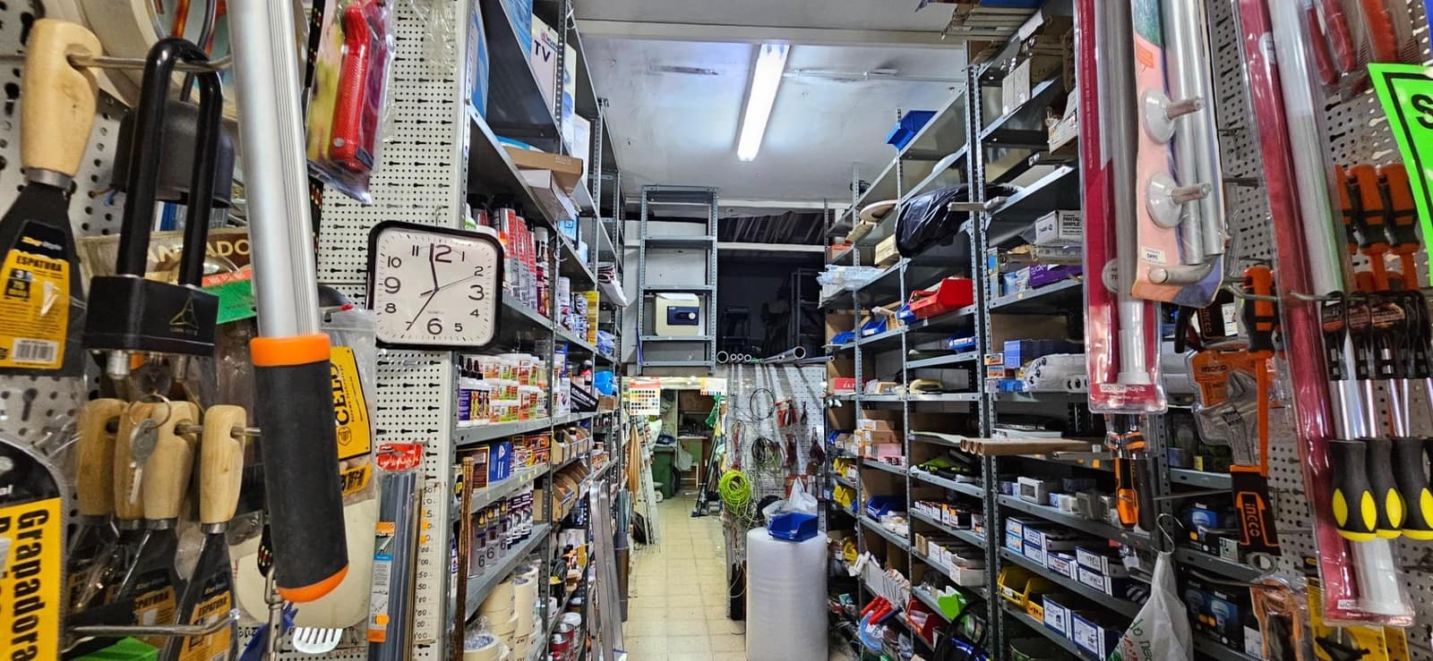 Erhverv til salg i Las Palmas de Gran Canaria - € 167.000 (Ref: 9555913)