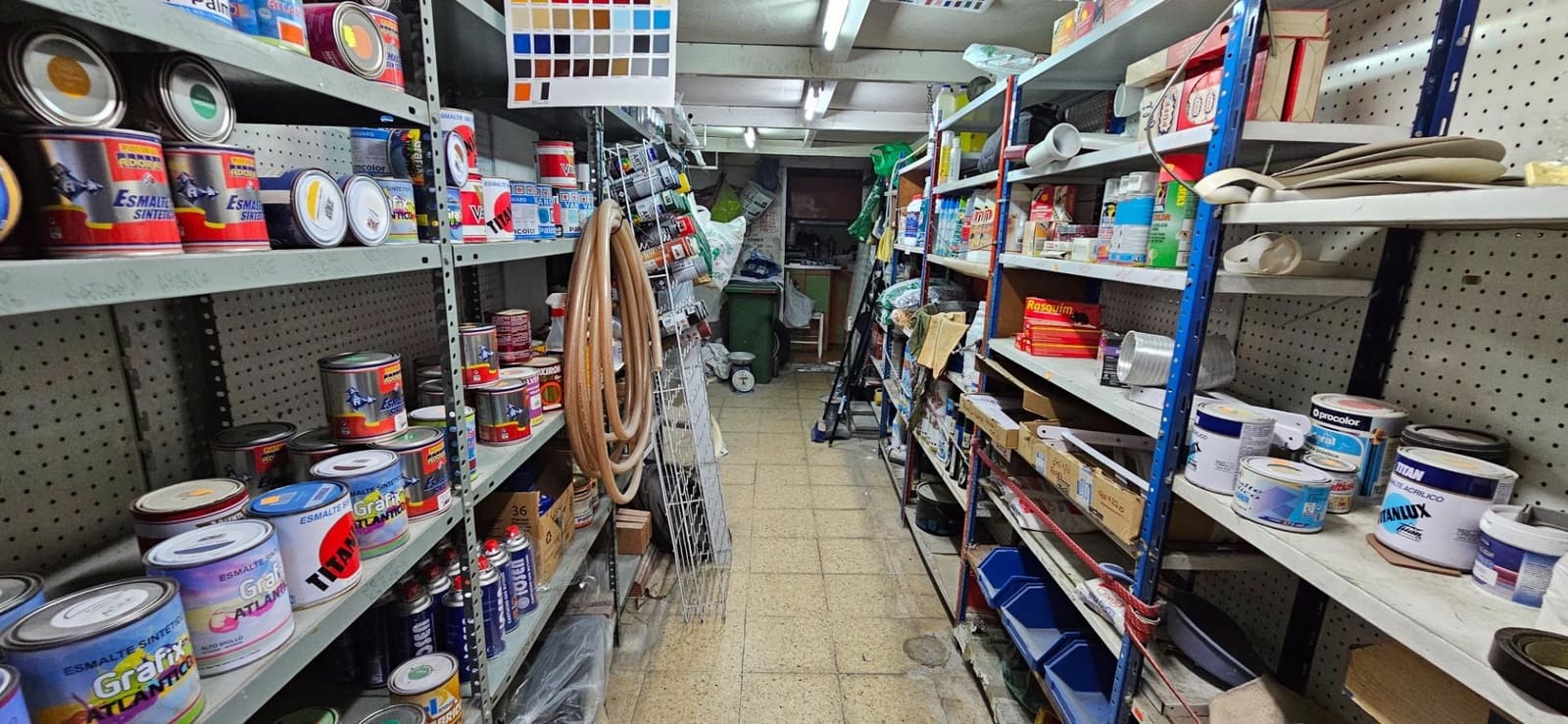 Erhverv til salg i Las Palmas de Gran Canaria - € 167.000 (Ref: 9555913)