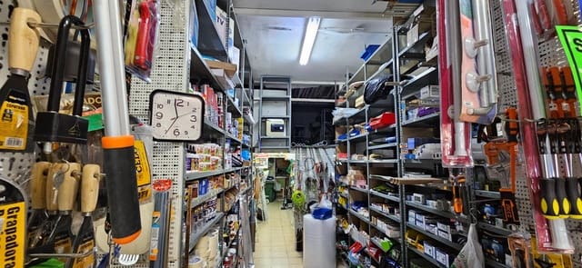 Erhverv til salg i Escaleritas, Las Palmas de Gran Canaria - € 167.000 (Ref: 9555913)