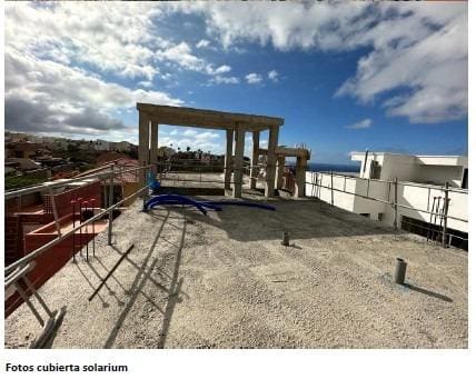 3 soverom Villa til salgs i Las Palmas de Gran Canaria med garasje - € 550 000 (Ref: 9568713)