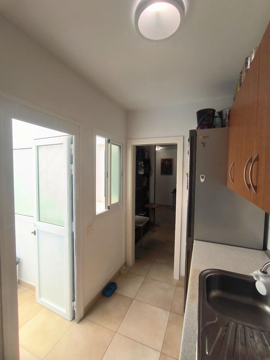 4 slaapkamer Rijtjeshuis te koop in Las Palmas de Gran Canaria - € 409.000 (Ref: 9637639)