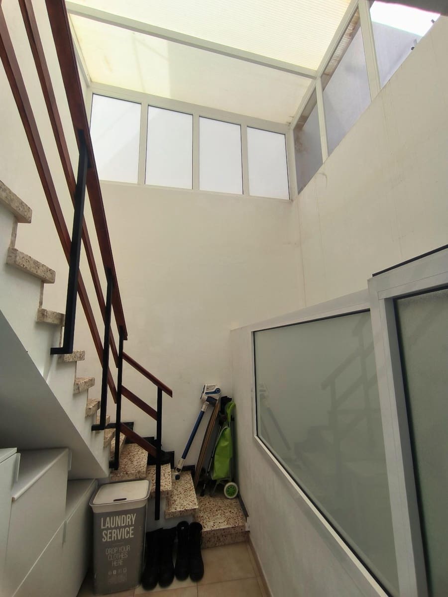 4 slaapkamer Rijtjeshuis te koop in Las Palmas de Gran Canaria - € 409.000 (Ref: 9637639)