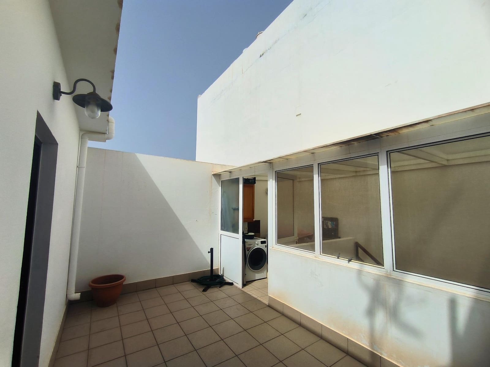 4 slaapkamer Rijtjeshuis te koop in Las Palmas de Gran Canaria - € 409.000 (Ref: 9637639)