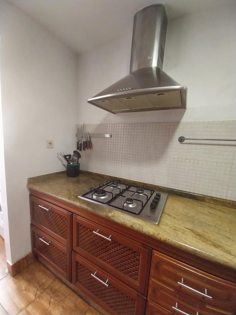 3 slaapkamer Flat te koop in Telde met garage - € 179.000 (Ref: 9637641)