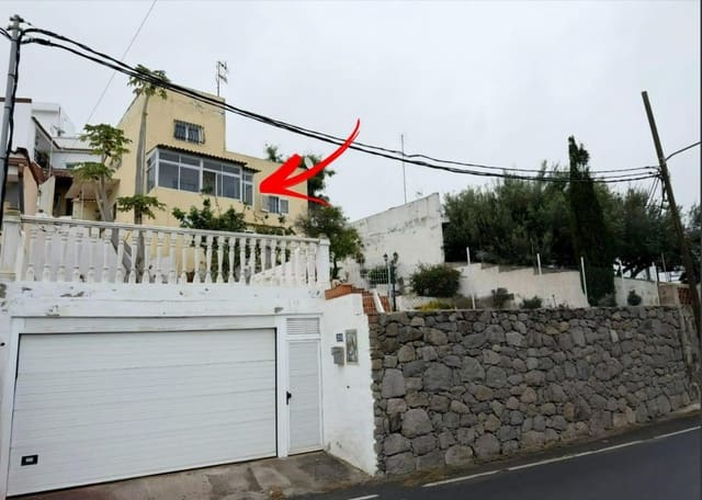 3 bedroom Villa for sale in Tafira Alta, Las Palmas de Gran Canaria with garage - € 220,000 (Ref: 9637642)