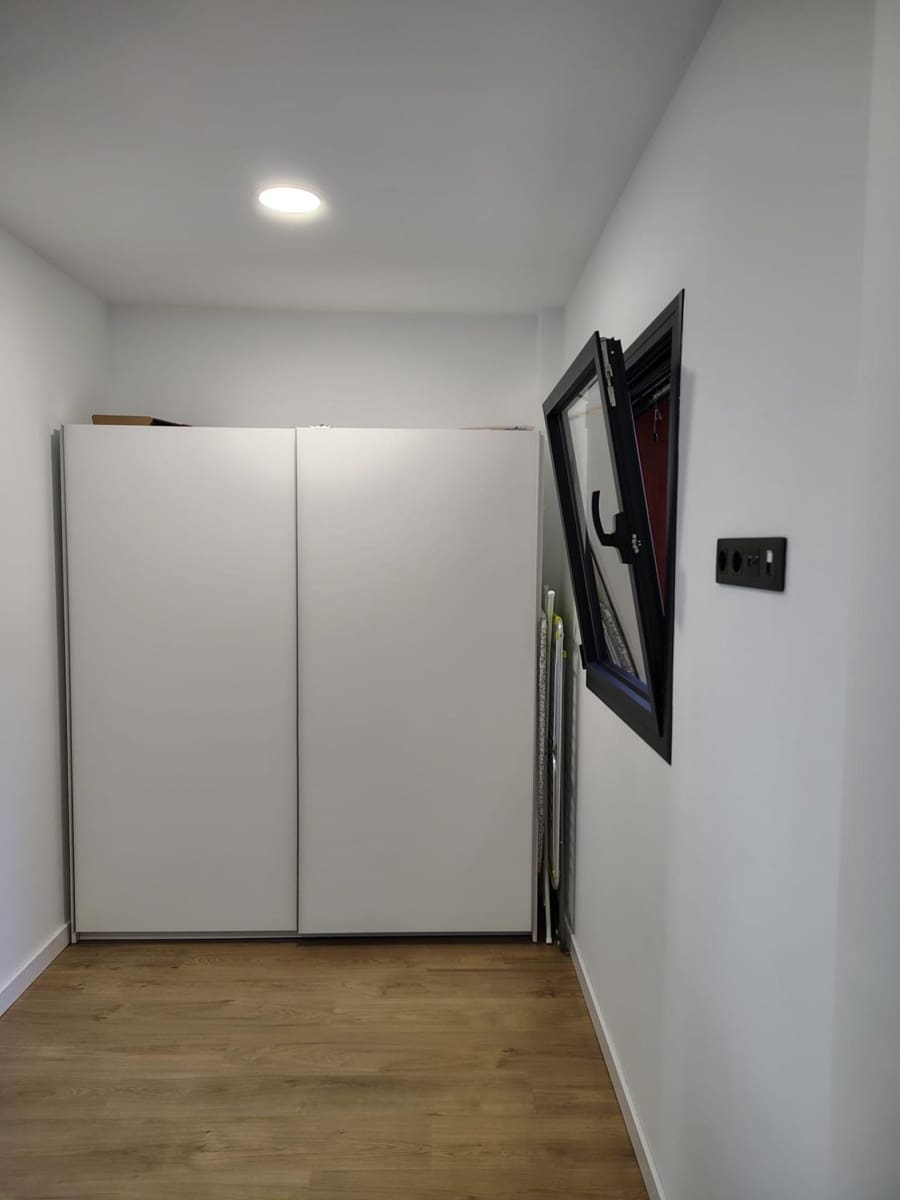 Piso de 2 habitaciones en Las Palmas de Gran Canaria en alquiler - 1.200 € (Ref: 9666546)