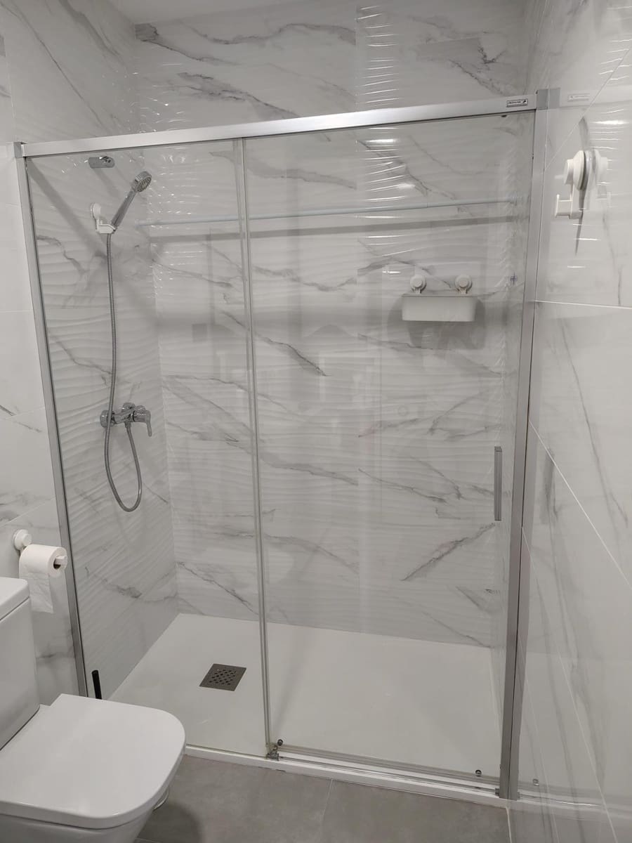 Piso de 2 habitaciones en Las Palmas de Gran Canaria en alquiler - 1.200 € (Ref: 9666546)