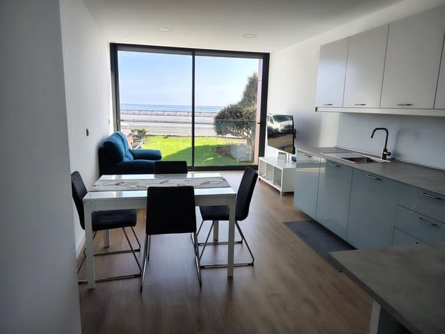 Piso de 2 habitaciones en Vegueta, Las Palmas de Gran Canaria en alquiler - 1.200 € (Ref: 9666546)