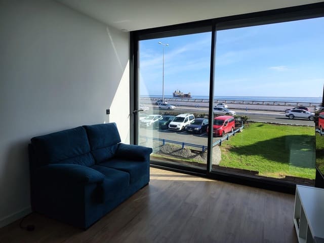 Piso de 2 habitaciones en Vegueta, Las Palmas de Gran Canaria en alquiler - 1.200 € (Ref: 9666546)