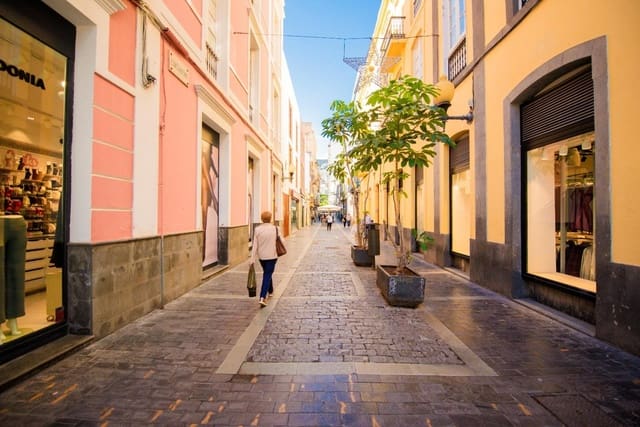 Komercyjne do wynajęcia w Centro, Las Palmas de Gran Canaria - 1 600 € (Ref: 9670733)