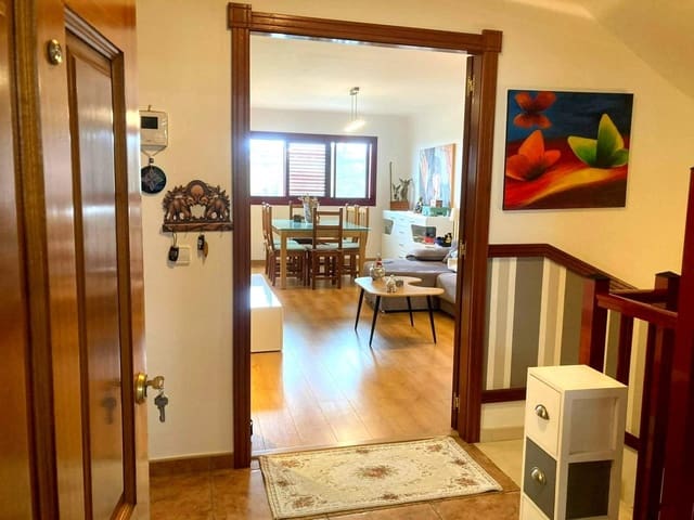 3 Zimmer Apartment zu verkaufen in Arucas mit Garage - 356.000 € (Ref: 9690657)