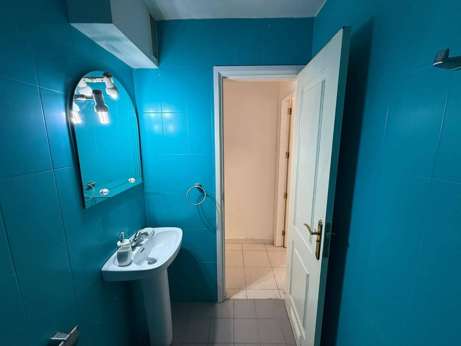 3 bedroom Flat for sale in Las Palmas de Gran Canaria with garage - € 265,000 (Ref: 9701674)