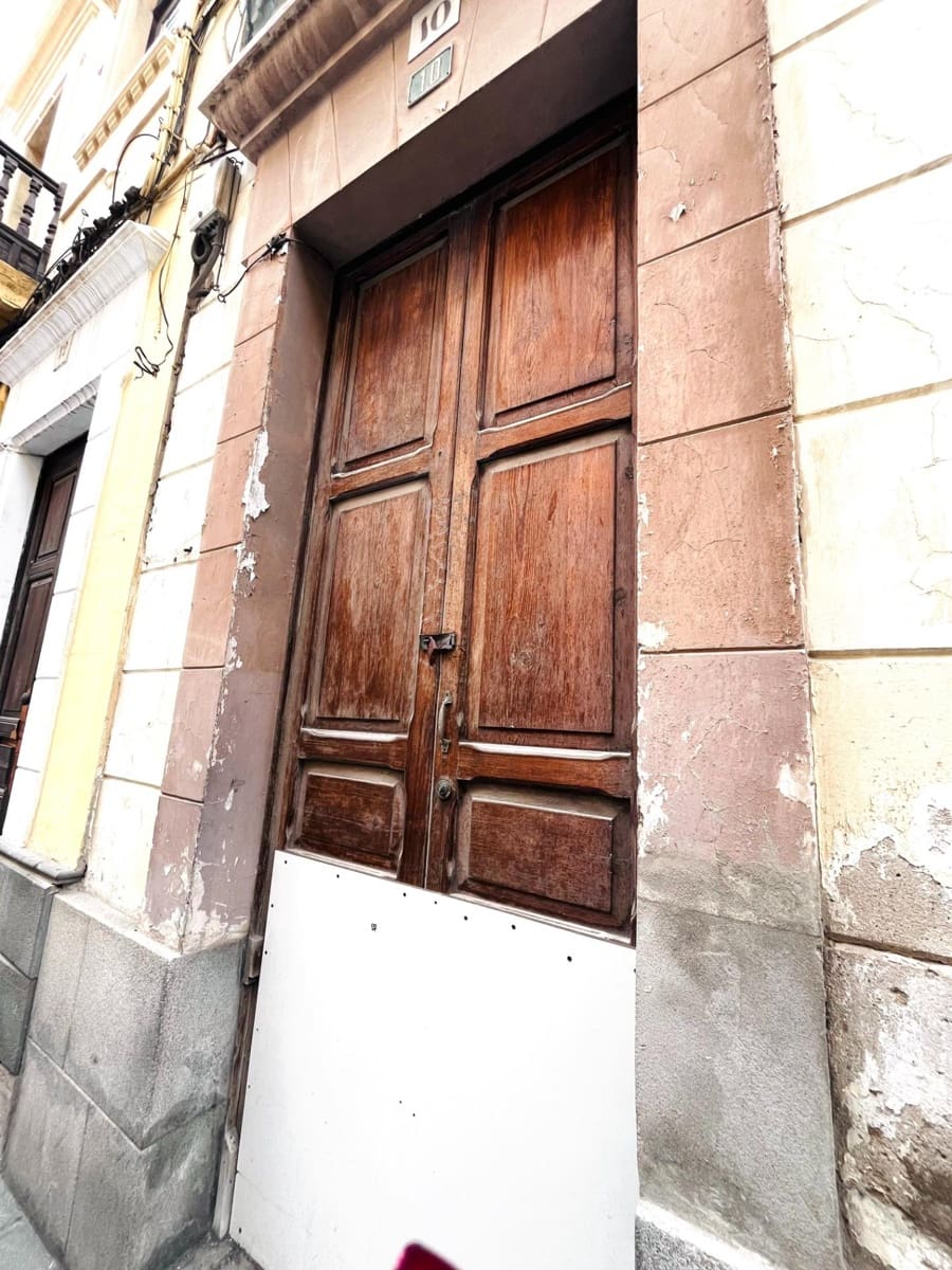 4 bedroom Townhouse for sale in Las Palmas de Gran Canaria - € 325,000 (Ref: 9726675)