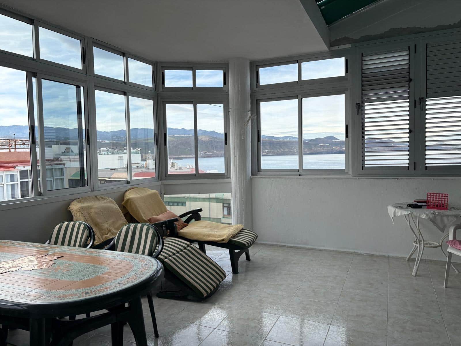 Apartment for rent in Las Palmas de Gran Canaria - € 1,200 (Ref: 9752069)