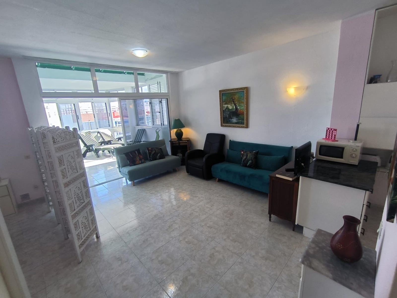 Apartment for rent in Las Palmas de Gran Canaria - € 1,000 (Ref: 9752069)