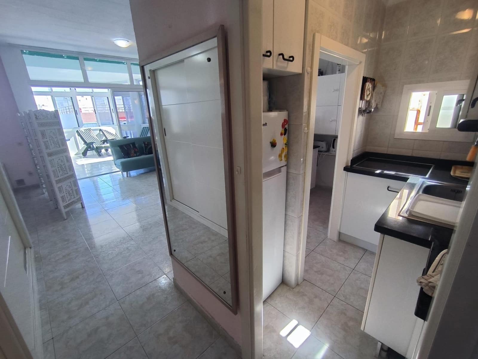 Apartment for rent in Las Palmas de Gran Canaria - € 1,000 (Ref: 9752069)